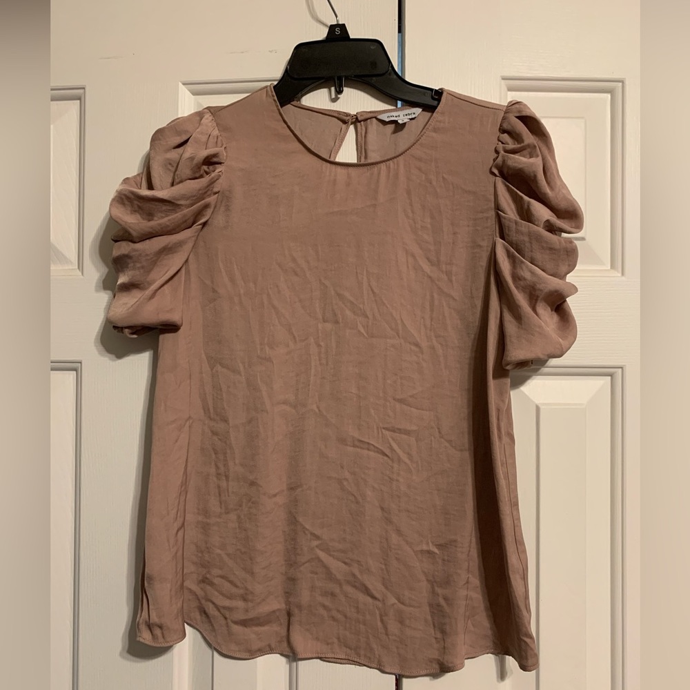 Woman’s blouse